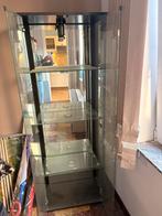 Twee vitrinekastjes - met verlichting. Samen €160, Huis en Inrichting, Kasten | Vitrinekasten, Ophalen, Zo goed als nieuw, Glas