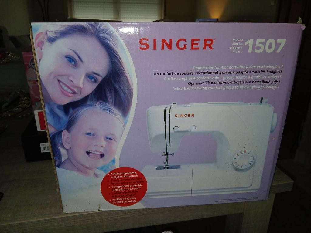 Naaimachine, Hobby en Vrije tijd, Naaimachines en Toebehoren, Ophalen, Naaimachine
