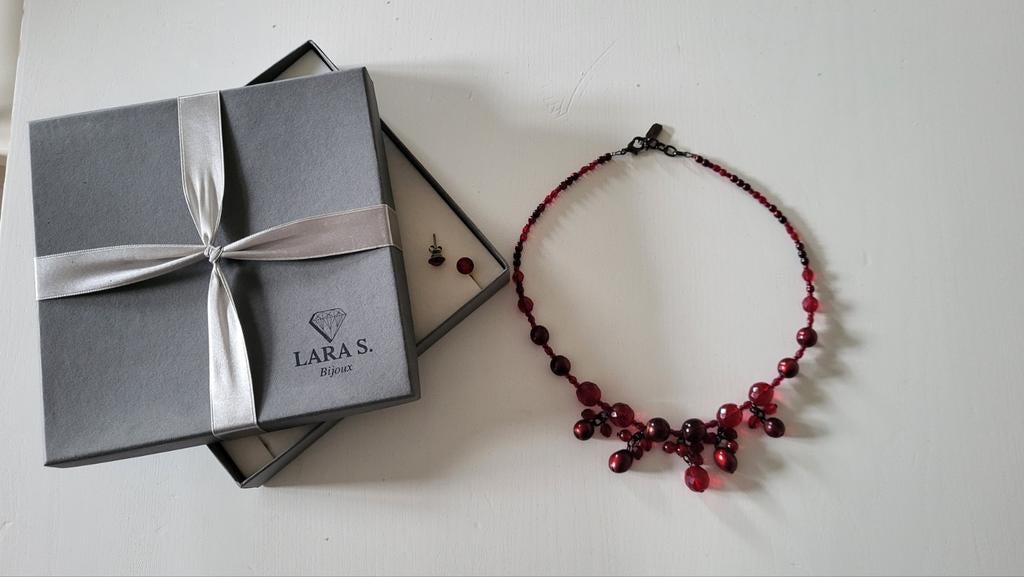 Ketting en oorbellen, Bijoux, Sacs & Beauté, Colliers, Enlèvement