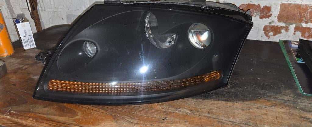 Audi tt phares xenon, Enlèvement, Audi