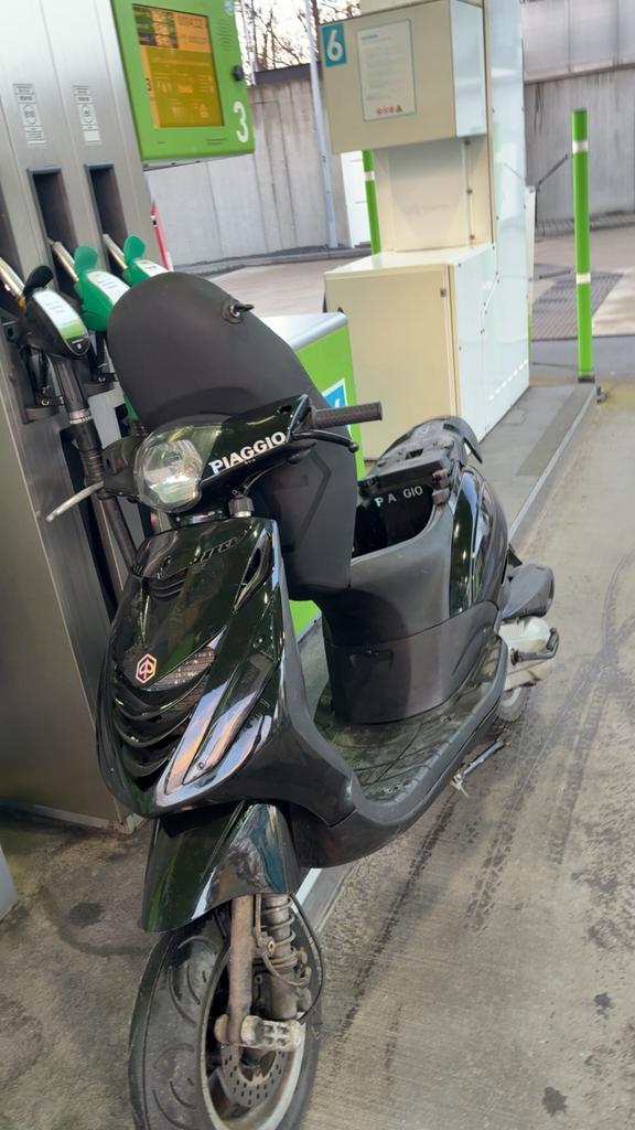 Piaggio zip b klasse, 180 cm³, Zip, Comme neuf, Classe B (45 km/h)