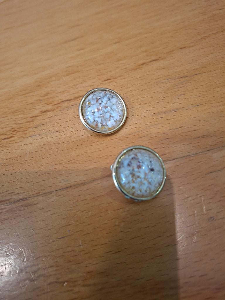 Oorbellen nijpers, Bijoux, Sacs & Beauté, Boucles d'oreilles, Enlèvement ou Envoi, Or, Comme neuf, Avec cristal