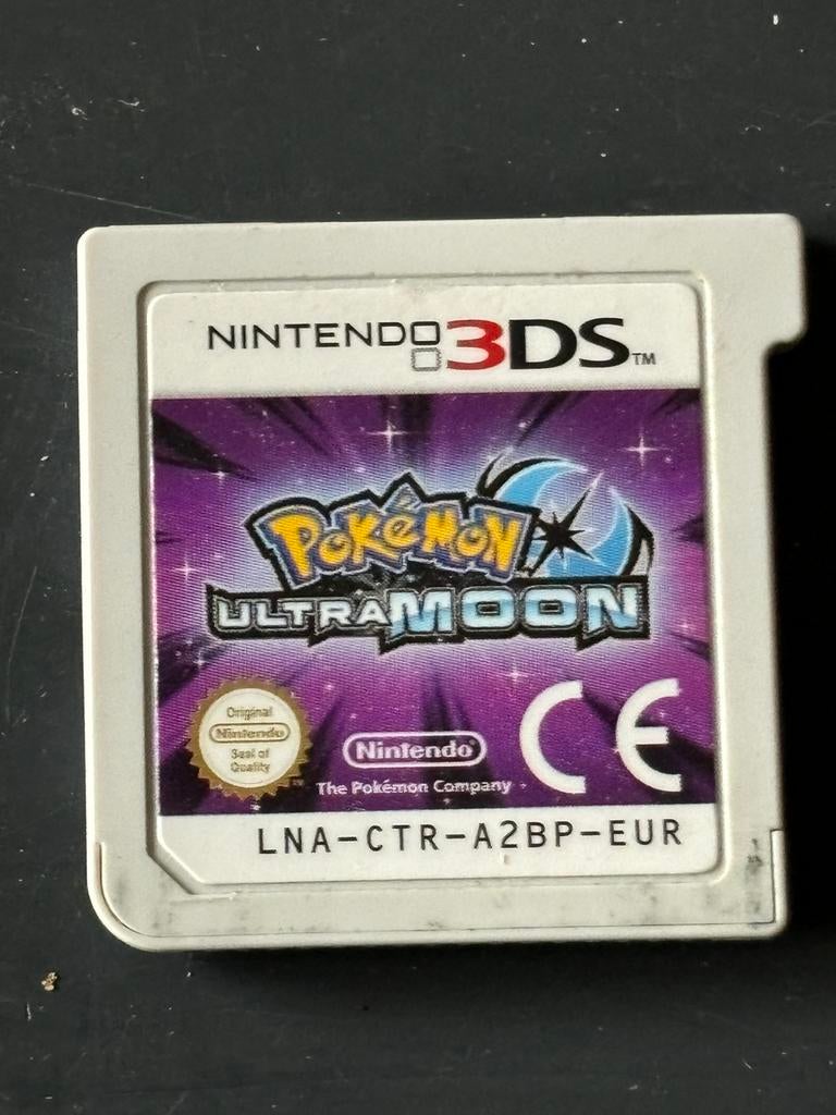Nintendo 3ds Pokemon game ultra moon, Enlèvement, Comme neuf