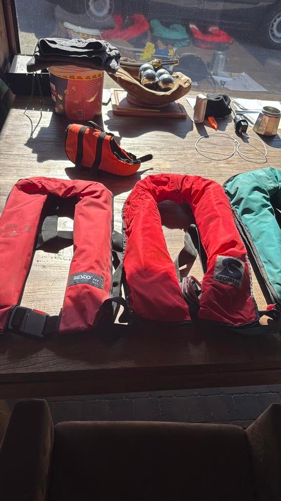 Reddingsvesten, Ophalen, Gebruikt