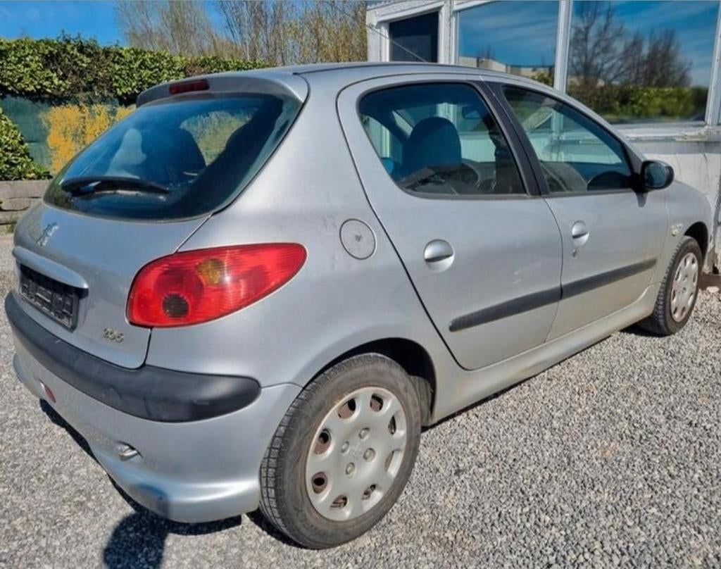 PEUGEOT 206 1.4i 2005 147.595km 5PORTES PRIX 500EURO, Autos, Achat, Entreprise, Boîte manuelle, 5 portes