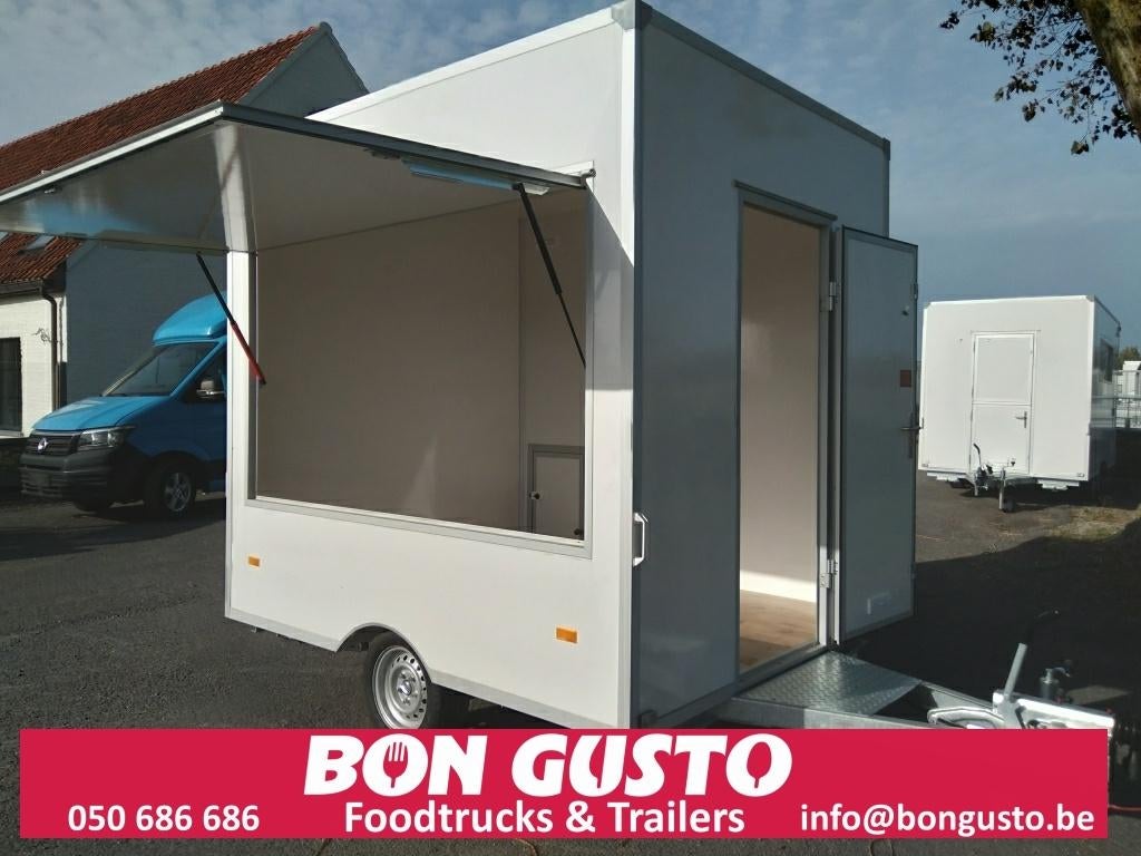 Nieuwe verkoopwagen demo-model, Zakelijke goederen, Stock en Retail | Verkoopwagens, Ophalen