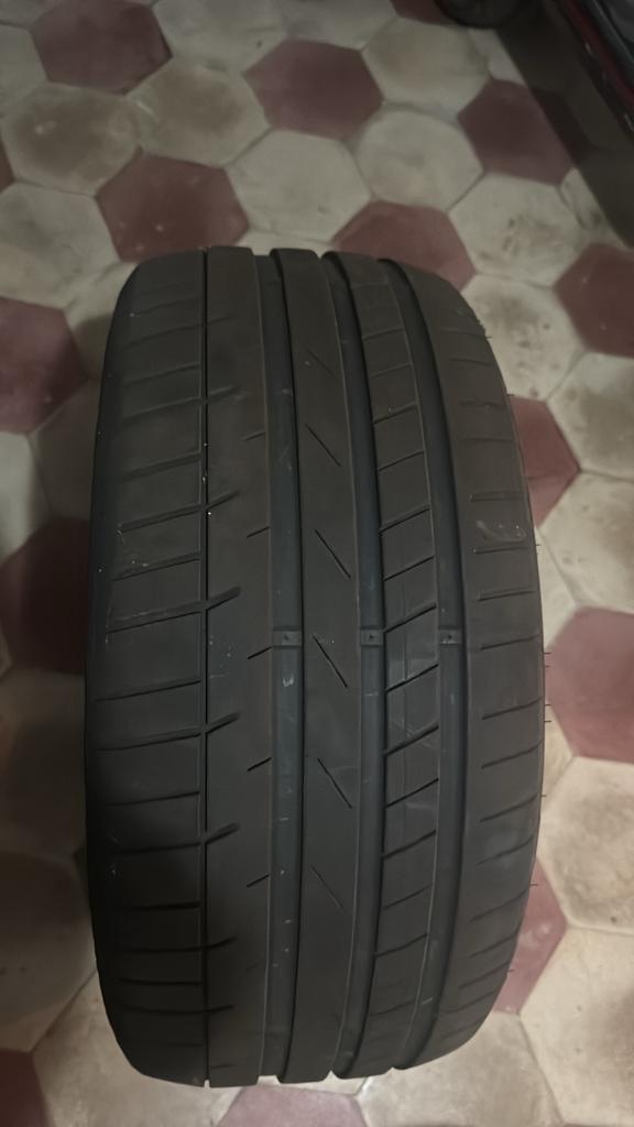 Pneu 245/40 r18 4 saison audi a5, Autos : Pièces & Accessoires, Enlèvement, Audi