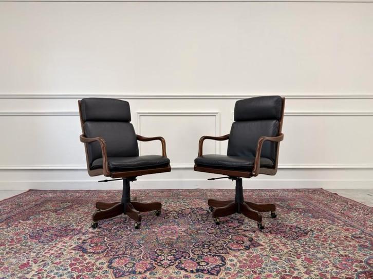 Set Klassiek Engelse Chesterfield Bureaustoelen, Antiquités & Art, Antiquités | Bureau & Affaires, Enlèvement