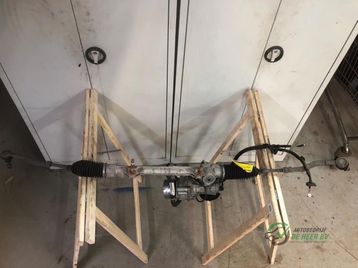 Boîtier de direction assistée d'un Peugeot 208, Autos : Pièces & Accessoires, Commande, Peugeot, Utilisé, 3 mois de garantie, Enlèvement ou Envoi