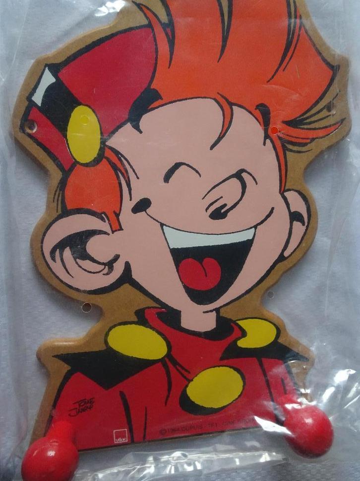 Porte manteau en bois Vilac - Spirou -, Collections, Personnages de BD, Neuf, Image, Affiche ou Autocollant, Gaston ou Spirou