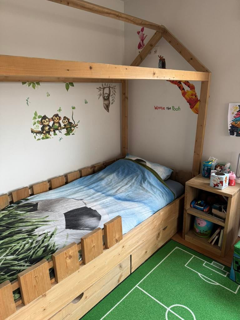 Hout eenpersoons bed, Ophalen, Zo goed als nieuw, Lattenbodem