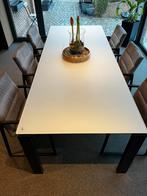 Tafel en stoelen merk tafel Joli, Ophalen, Zo goed als nieuw
