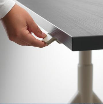 IDÅSEN Bureau zit/sta, zwart/beige, 160x80 cm beschikbaar voor biedingen