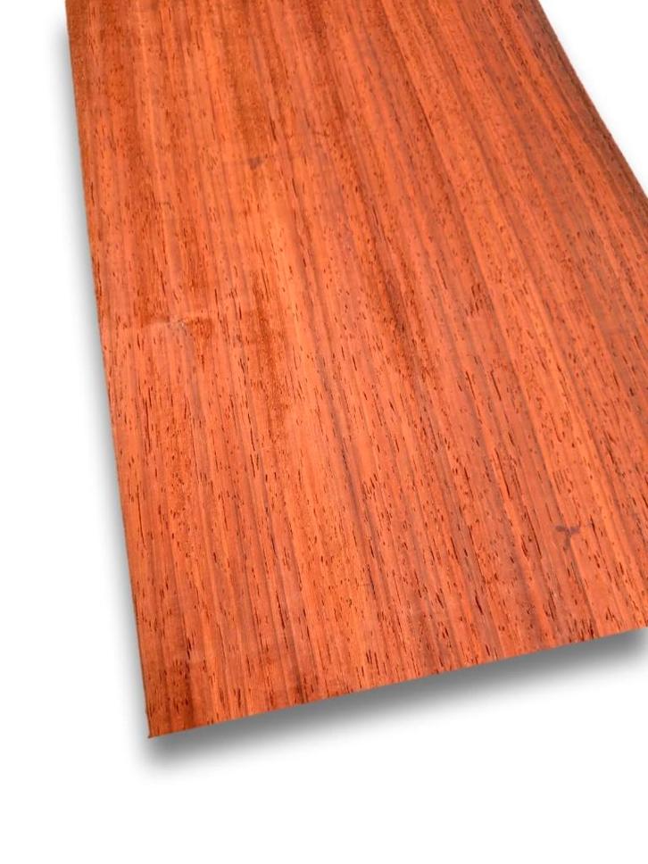 Placage de padouk | 46x23 cm, Hobby & Loisirs créatifs, Hobby & Loisirs Autre, Neuf, Envoi