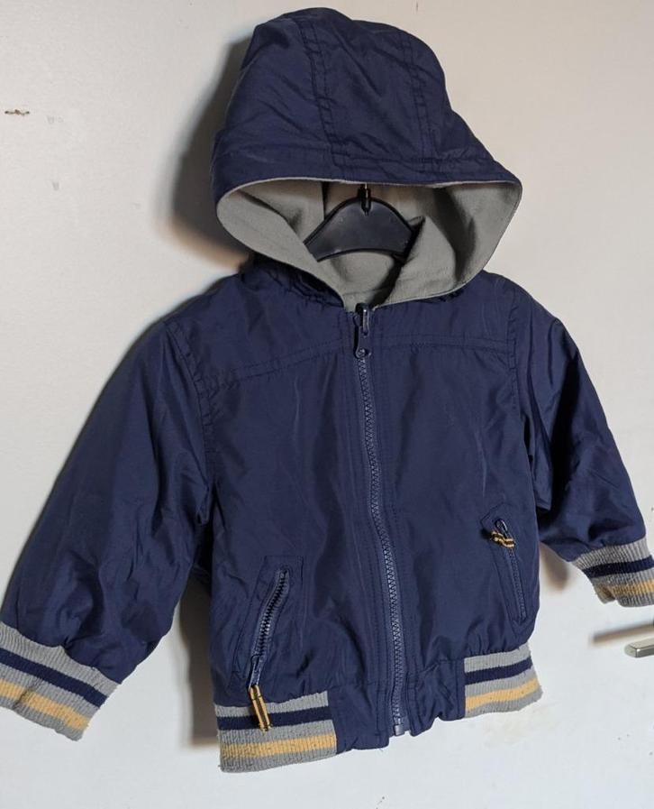 Veste réversible 18M, Kinderen en Baby's, Babykleding | Maat 86, Zo goed als nieuw, Jongetje, Jasje, Ophalen