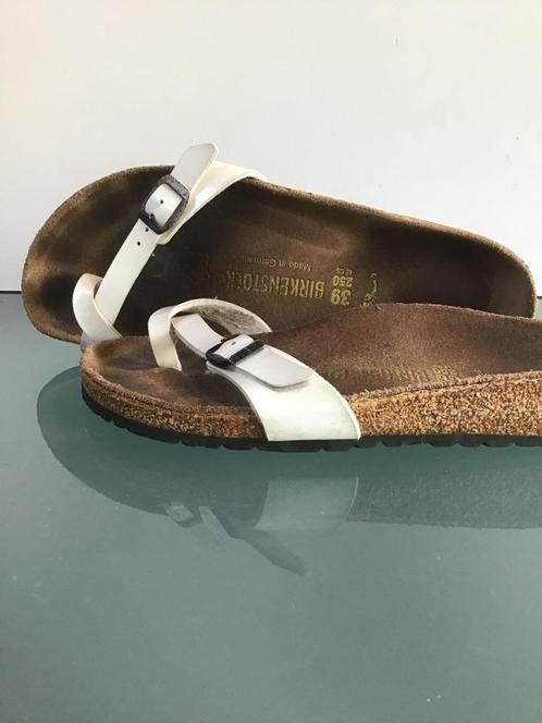 Gratis Verzenden | Birkenstock Piazza witte slippers 39, Kleding | Dames, Schoenen, Zo goed als nieuw, Slippers, Wit, Verzenden