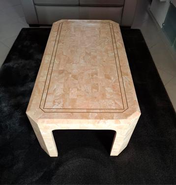 Vintage Salontafel in marmer look. beschikbaar voor biedingen