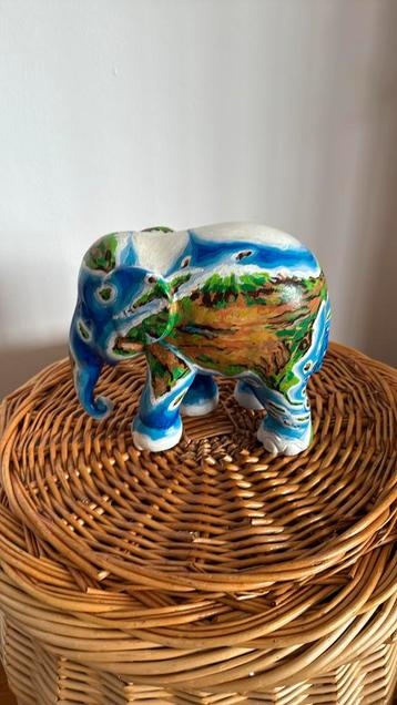Geschilderde olifant, beperkte oplage. beschikbaar voor biedingen