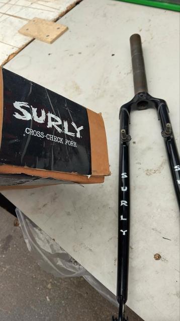 Vork Surly Cross Check disponible aux enchères