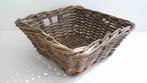 rotan mand lectuurmand, Huis en Inrichting, Woonaccessoires | Schalen en Manden, Ophalen, Mand, Vierkant, Zo goed als nieuw