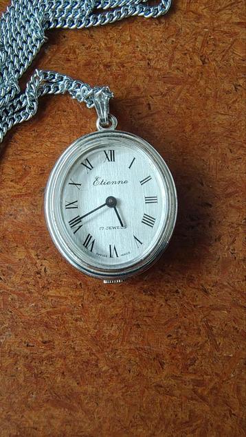 Horloge Hanger Etienne Suisse vintage  beschikbaar voor biedingen