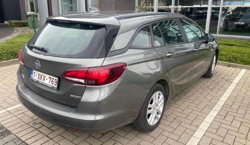 OPEL Astra Sports Tourer, Auto's, Opel, Particulier, Astra, Benzine, Euro 6, Break, 5 deurs, Handgeschakeld, Zilver of Grijs, Zwart