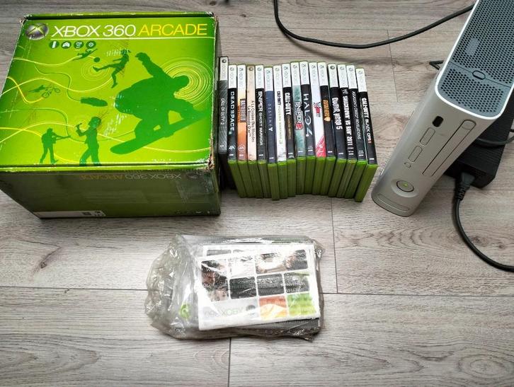 Xbox 360 ( sans manette ), Games en Spelcomputers, Spelcomputers | Xbox 360, Gebruikt, Met games, Ophalen