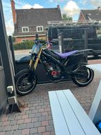 Hm 86 top performance tekoop, Ophalen