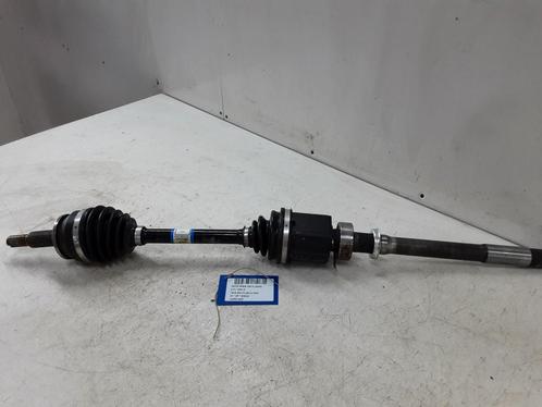 AANDRIJFAS RECHTS VOOR Toyota Yaris IV (P21 / PA1 / PH1), Auto-onderdelen, Remmen en Aandrijving, Toyota, Gebruikt
