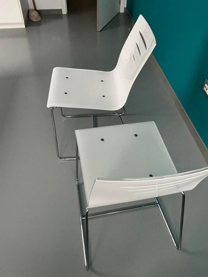 Designstoelen, Huis en Inrichting, Stoelen, Zo goed als nieuw, Kunststof, Ophalen