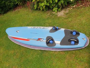 planche à voile ahd 74 freediamond, Enlèvement, Utilisé, Planche