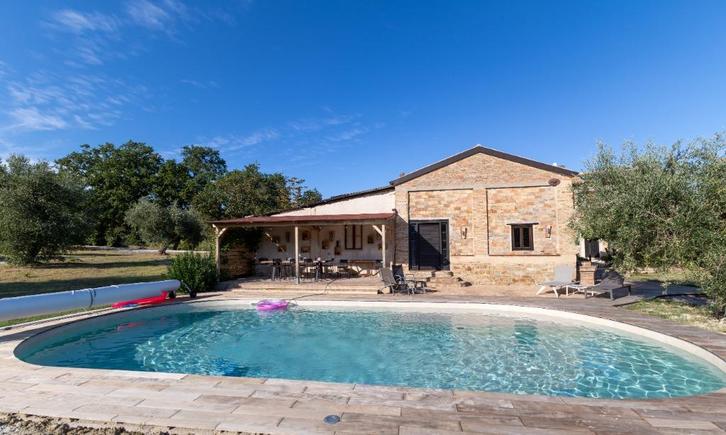 Privé vakantiehuis voor 10 pers. met verwarmd in Le Marche, Vakantie, Vakantiehuizen | Italië, Landhuis of Villa, Landelijk, In bergen of heuvels