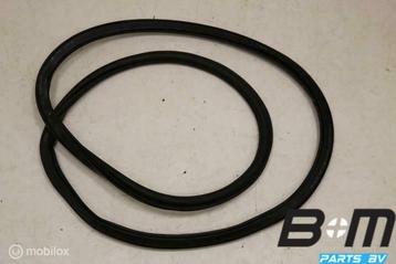 Portierrubber binnen LA (bestuurderskant) Audi Q2 beschikbaar voor biedingen