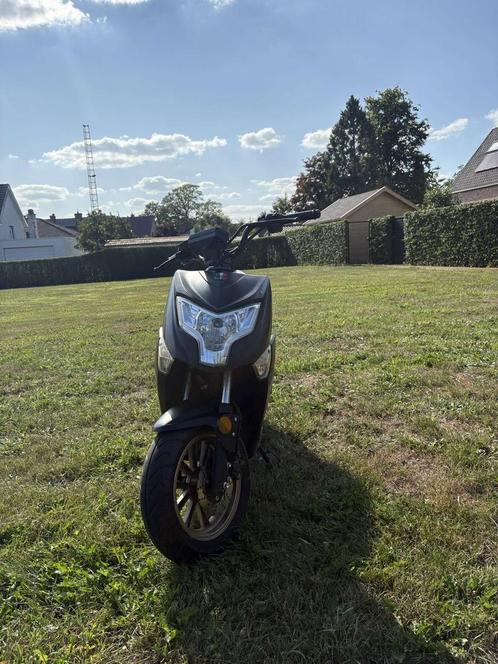Gts enzo, Fietsen en Brommers, Brommeronderdelen | Scooters, Ophalen