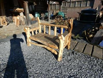 boomstam bank loungebank acacia boomstam  beschikbaar voor biedingen