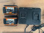 Worx dubbele oplader + 2 grote batterijen accu, Hobby en Vrije tijd, Modelbouw | Radiografisch | Overige, Ophalen, Zo goed als nieuw