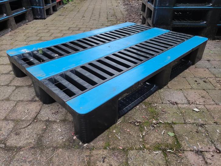Hele stevige kunststof paletten, Doe-het-zelf en Bouw, Hout en Planken, Gebruikt, Ophalen
