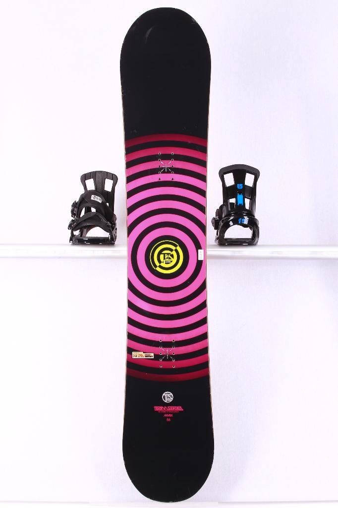 155 snowboard NITRO TEAM SERIES, Black/pink, Sport en Fitness, Snowboarden, Gebruikt, Board, Ophalen of Verzenden