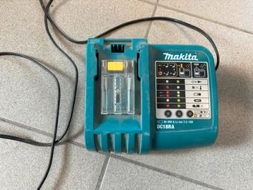 Makita Snellader LXT DC18RA beschikbaar voor biedingen