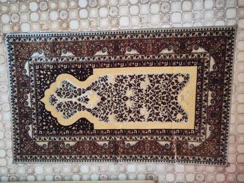 Tapijt in goede staat, 70cm x 115cm, Antiek en Kunst, Antiek | Tapijten, Tafelkleden en Textiel, Ophalen