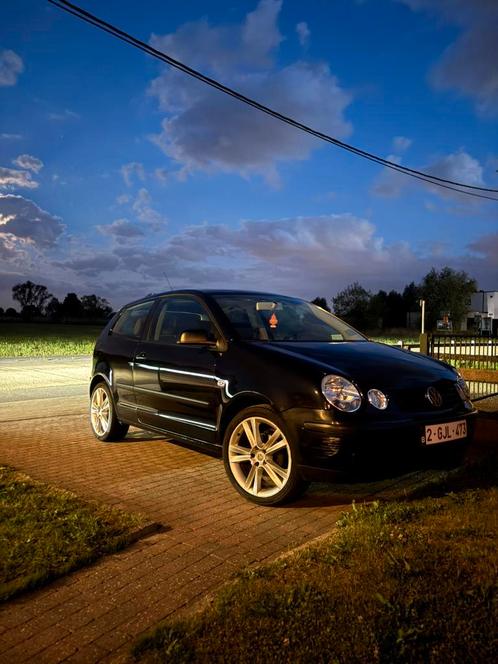 Volkswagen Polo 61.000km, Auto's, Volkswagen, Particulier, Polo, Benzine, Handgeschakeld, Zwart, Grijs, Stof, Voorwielaandrijving