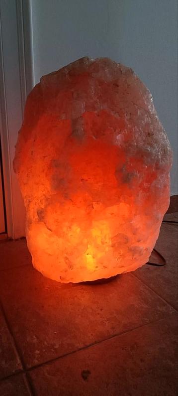 Prachtige Zoutlamp, Enlèvement, Comme neuf