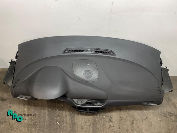 Tableau de bord d'un Opel Corsa (Corsa E 15-), Autos : Pièces & Accessoires, Tableau de bord & Interrupteurs, Opel, Utilisé, 3 mois de garantie