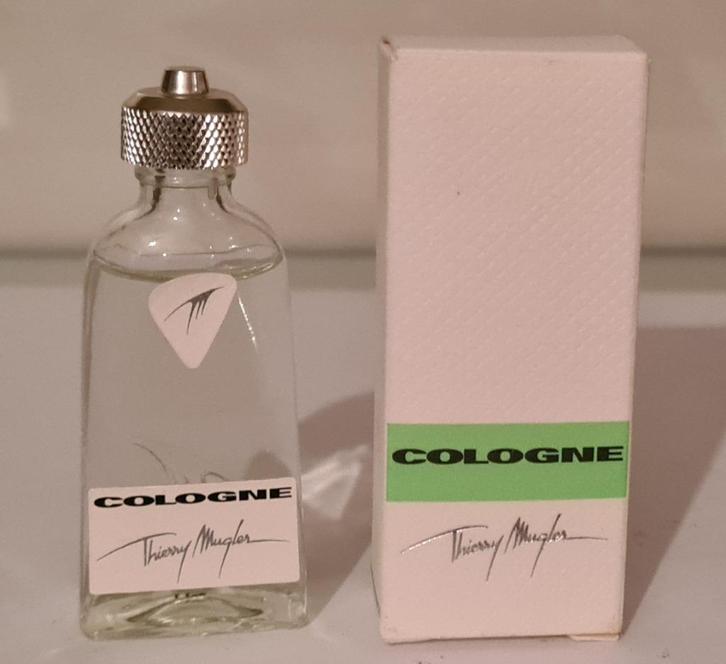 Thierry Mugler, miniature parfum eau de Cologne 10ml, Collections, Parfums, Comme neuf, Miniature, Plein, Enlèvement
