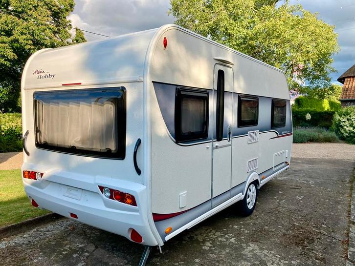 Hobby ontour 460, Caravans en Kamperen, Caravans, Particulier, tot en met 4, 750 - 1000 kg, Treinzit, Hobby, 4 tot 5 meter, 75 kg