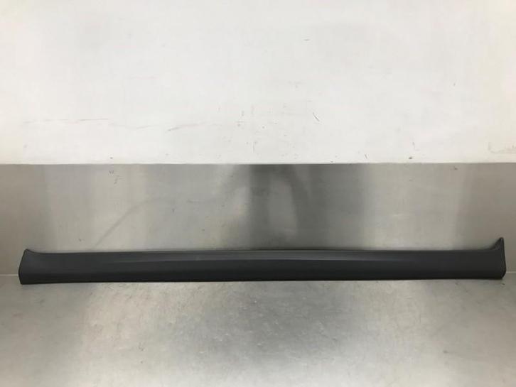 SIDESKIRT RECHTS Suzuki Celerio (LF) (|990E084M10000|), Auto-onderdelen, Carrosserie, Suzuki, Rechts, Gebruikt