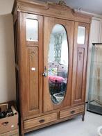 Antieke eiken kleerkast met spiegel en ornamenten, Antiek en Kunst, Ophalen