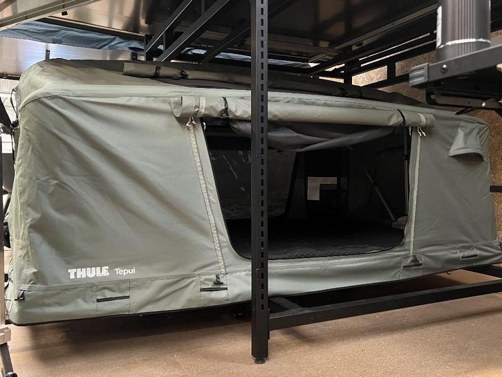 Thule Foothill softcover daktent showroommodel 2025, Caravans en Kamperen, Mobilhome-accessoires, Nieuw, Ophalen