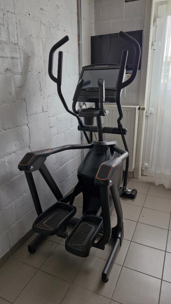Matrix E50 elliptical Crosstrainer met XIR display, Sport en Fitness, Loopsport en Atletiek, Zo goed als nieuw, Overige typen