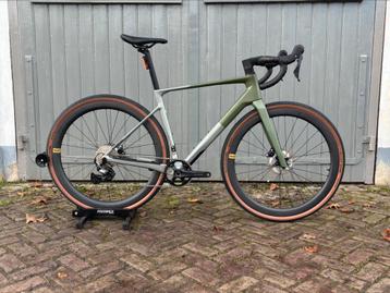 SUPERIOR XR 9.5 CARBON GRAVEL 12SP NIEUW MODEL 2025!! beschikbaar voor biedingen